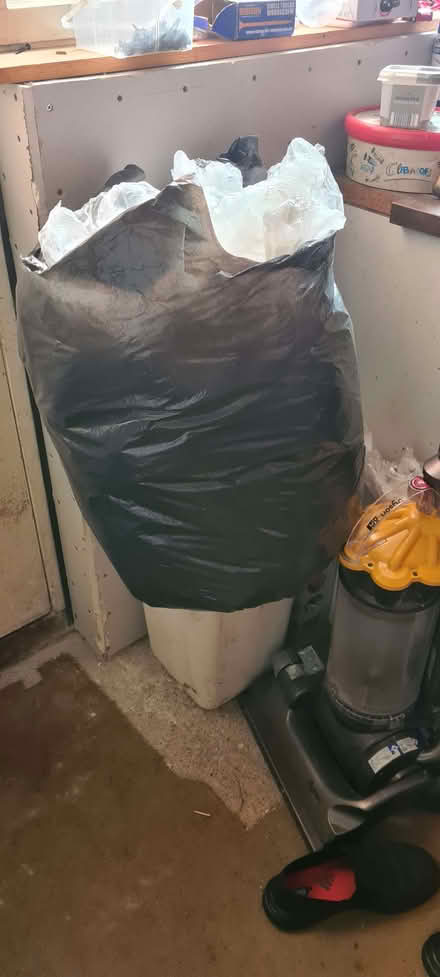 Photo of free Moving boxes and bubble wrap (Crag Bank LA5) #3