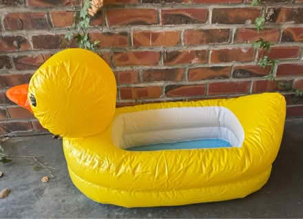 Photo of free Baby Bathtub (San Jose near Union/Curtner) #2