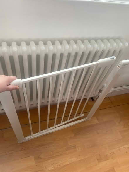 Photo of free 2 stair gates (SW11 2AJ Clapham junction) #1