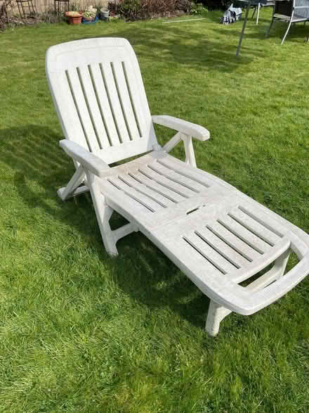 Photo of free Sun lounger (Kennington OX14) #2