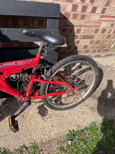 Photo of free Red bike (TW20) #2
