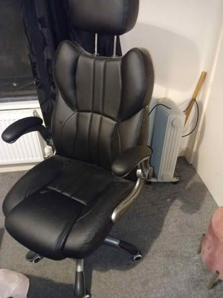 Photo of free comfy heavy swivvel chair (Lancaster LA1 5RJ) #1