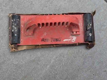 Photo of free Sanding pad 2 (Chester CH1) #2