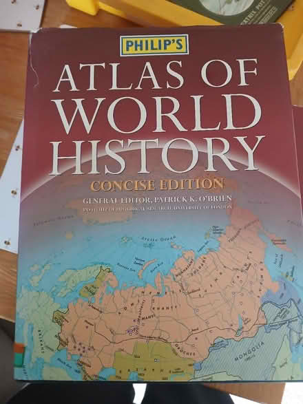 Photo of free Atlas of World History (Charlton Kings GL53) #1