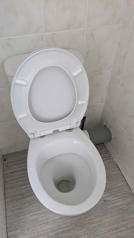Photo of free Toilet (Rowlands Gill NE39) #3