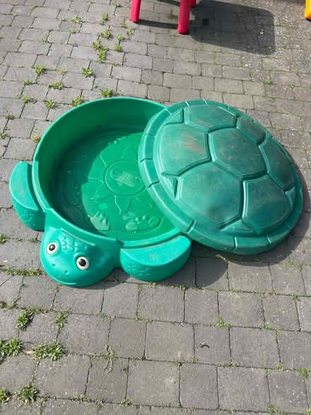 Photo of free Kids sandpit (Tolworth KT5) #2