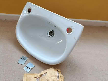 Photo of free Small hand basin (New Milton BH25) #1