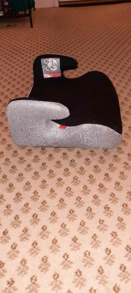 Photo of free Child Car booster seat 15-36kg (Fulwood PR2) #2
