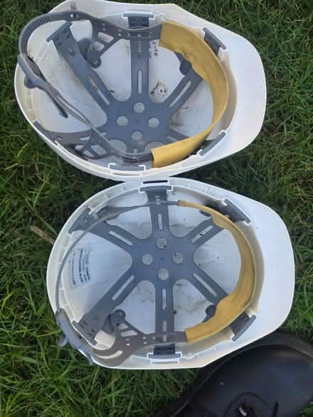 Photo of free White hard hats (DA1 2QR) #2