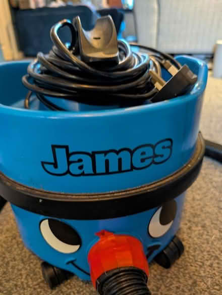 Photo of free James Vacuum cleaner (Newhaven BN9) #1