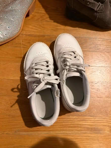 Photo of free White Puma leather shoes (Near Lincoln Park) #1