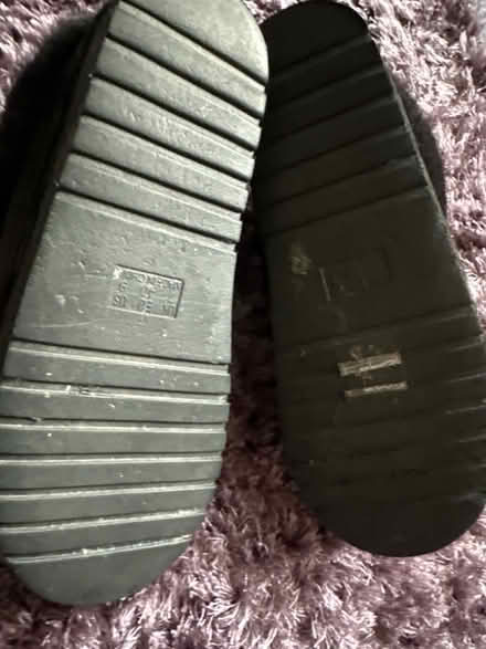 Photo of free Sz 7 black slippers (Ashford TW15) #2