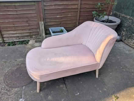 Photo of free Small chaise lounge (CT9) #1