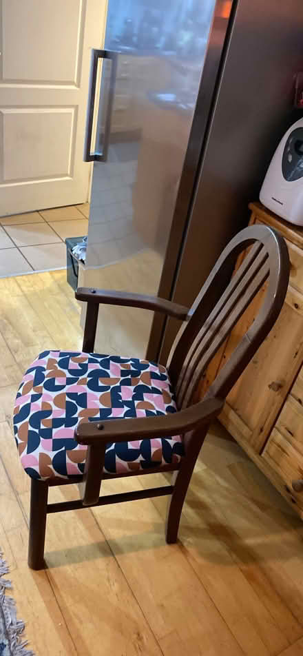 Photo of free Dining chair, very comfortable (Greaves LA1) #1