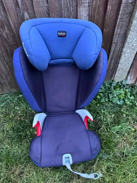 Photo of free Britax high back booster car seat (Morden, SM4) #1