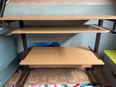 Photo of free Desk (Hale Village) #1