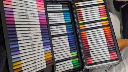 Photo of free Large set of felt tip pens (Armley LS12) #1