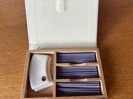 Photo of free SPACE.NK purple incense sticks (Barkham RG41) #1