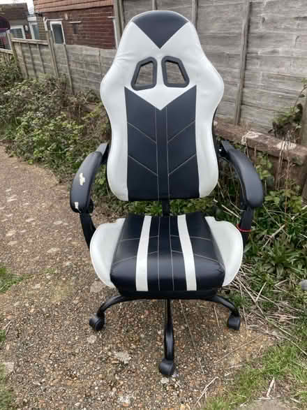 Photo of free Gaming chair (Hollingbury) #1