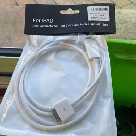 Photo of free cables and chargers, Scart, ethernet, AV, kettle lead, 2-pin (West Bridgford NG2) #4