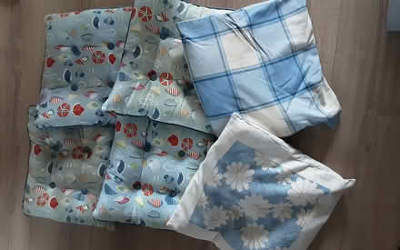 Photo of free 4 Chair Cushions & 2 Cushions (CV35 Nr Kenilworth) #1