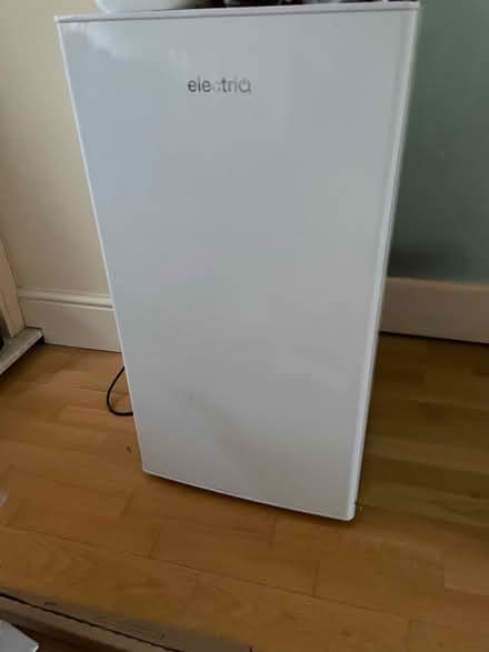 Photo of free Electra fridge (Ham Gate TW10) #1