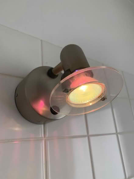 Photo of free 2 halogen bathroom spotlights (Muswell Hill N10) #1