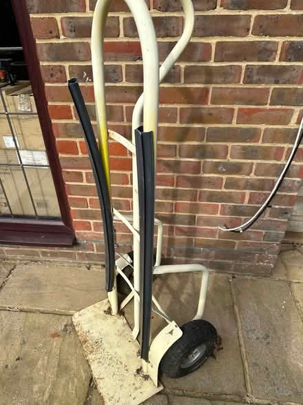 Photo of free Sack truck for moving heavy stuff (Windlesham GU20) #2