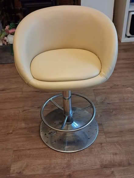 Photo of free 2 Cream Bar Stools (Egremont CH44) #1
