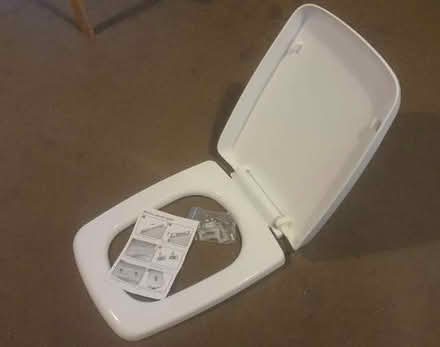 Photo of free D shaped toilet seat (Elmers End BR3) #3