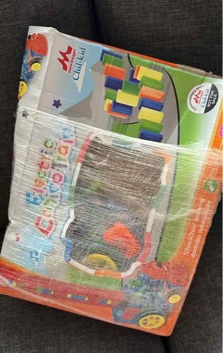 Photo of free Domino train (S10) #1