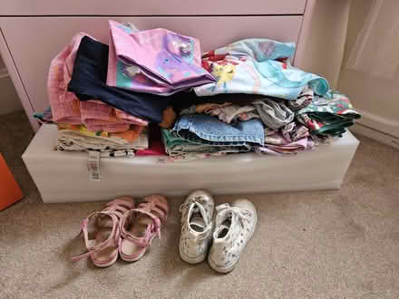 Photo of free Girl's clothes etc (Polwarth EH11) #1