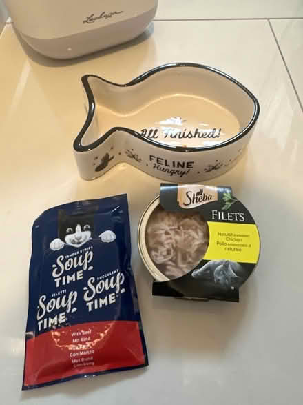 Photo of free Cat dish & food (CO4 9 Colchester) #1