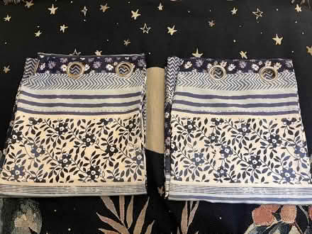 Photo of free Pair of blue & white curtains (Henley-on-Thames RG9) #1