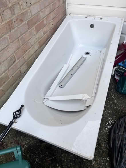 Photo of free Bath and shower fittings (Faraday Office Park RG21) #2