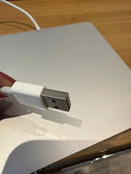Photo of free Apple plug in disc (Highcliffe BH23) #3