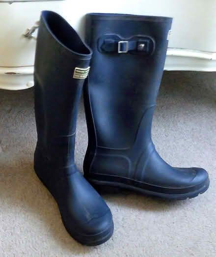 Photo of free WELLINGTONS - Town & Country brand - black (Hoohill FY3) #2