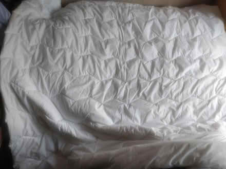 Photo of free 6 TOG Synthetic Super king Duvet (Liphook GU30) #1