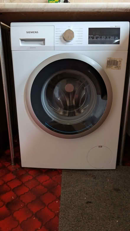 Photo of free washing machine (Caversham RG4) #1
