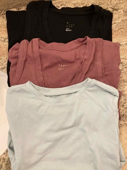 Photo of free Young Woman's Clothes (Near Eubank Costco) #4