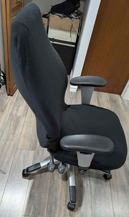 Photo of free Desk Chair (Carlingwood) #1