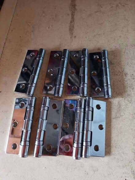 Photo of free 8 door hinges (Walnut Tree MK7) #1