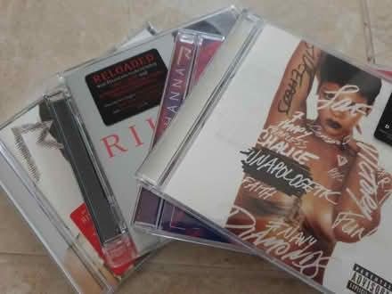 Photo of free Various cds (Bs7) #2