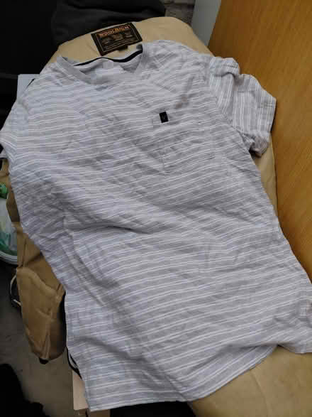 Photo of free Many mens large t shirt (Canning town E16) #3