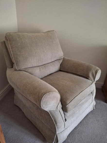 Photo of free 3 seater sofa and chair (Winchester) #1