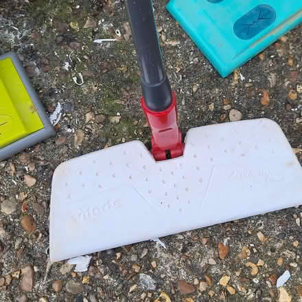 Photo of free 3 x speed mops for wipes (Oxlease AL10) #2