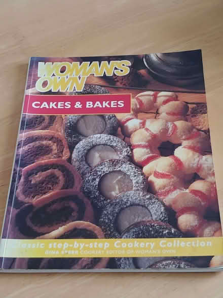 Photo of free Cakes/Biscuits Cook Book (Waterlooville PO8) #1
