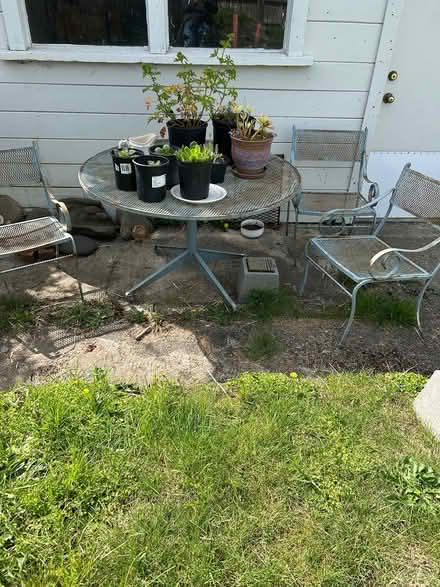 Photo of free Outdoor furniture (Eureka) #1