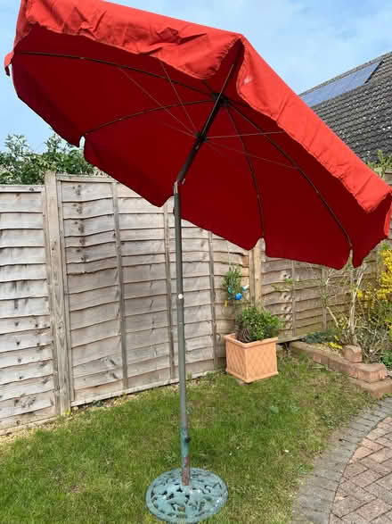Photo of free Garden parasol with heavy metal base (Gamlingay SG19) #1