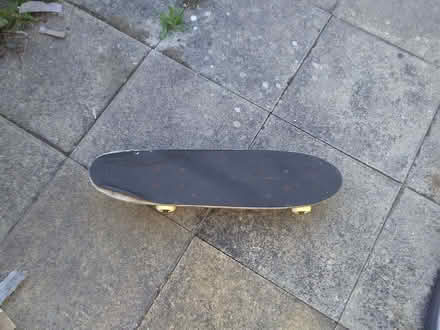 Photo of free Old SKATE BOARD (Gledhow LS8) #2